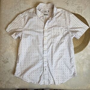 *4 For $25* Goodfellow & Co White and Black Patterned Short Sleeved Shirt